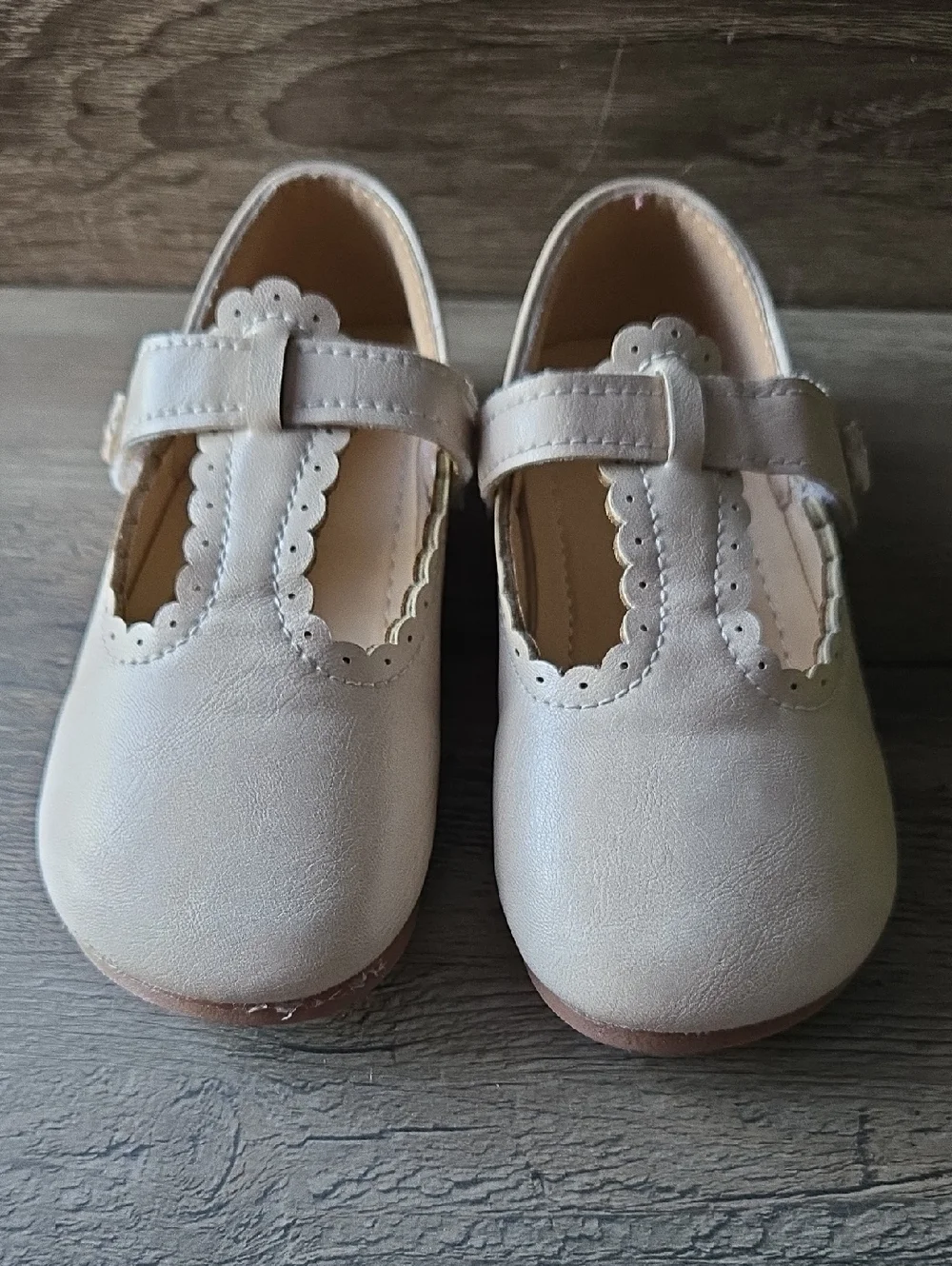 Girls' T-Strap Dress Shoes in Pale Pink